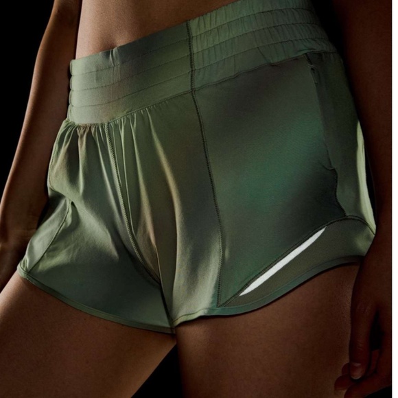 Lululemon Hotty Hot High-Rise Lined Short 2.5" Chroma Drift Green Multi / Palm C - Picture 4 of 10